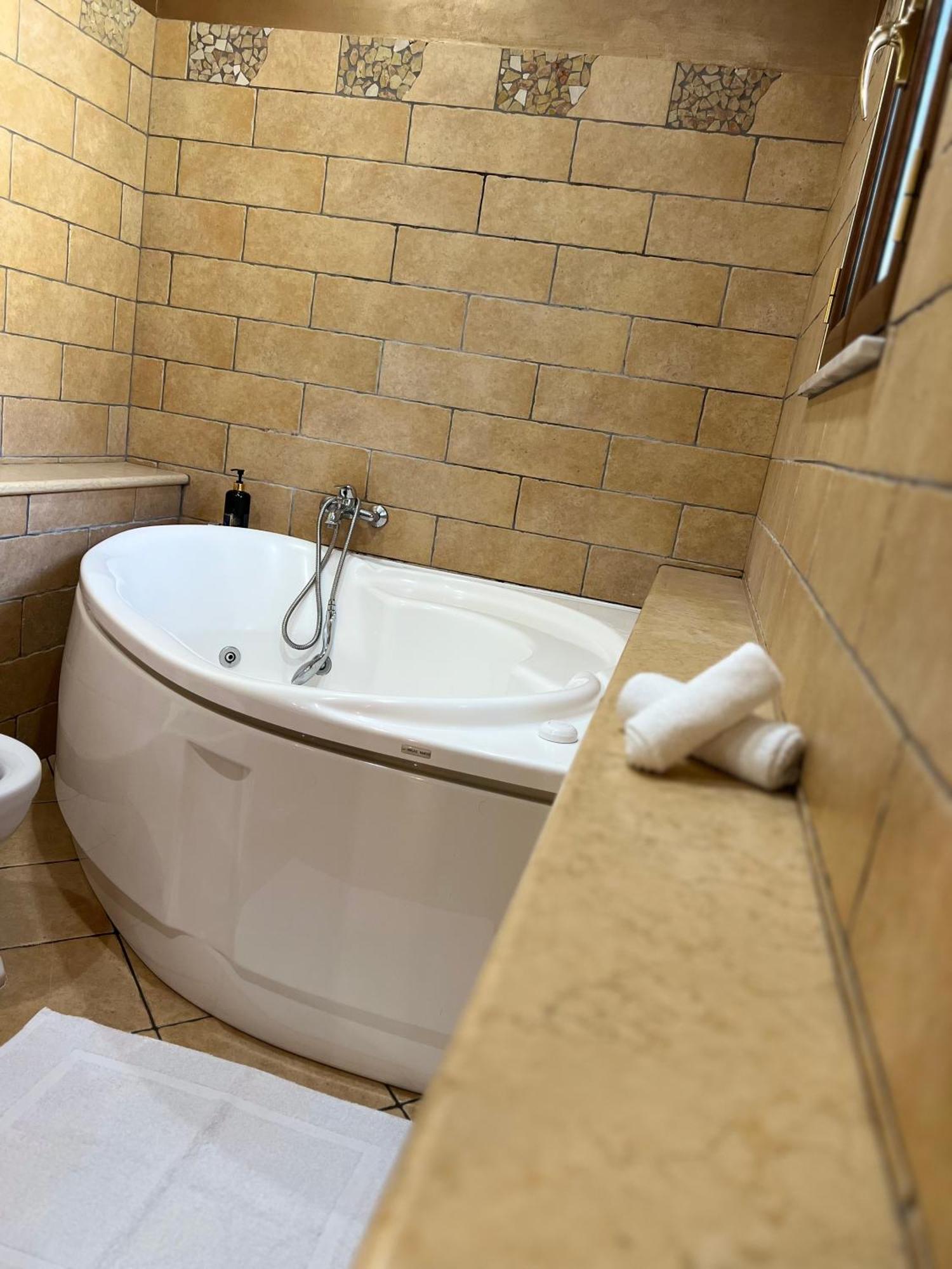 Bacio Del Sole Apartment Palermo Eksteriør bilde